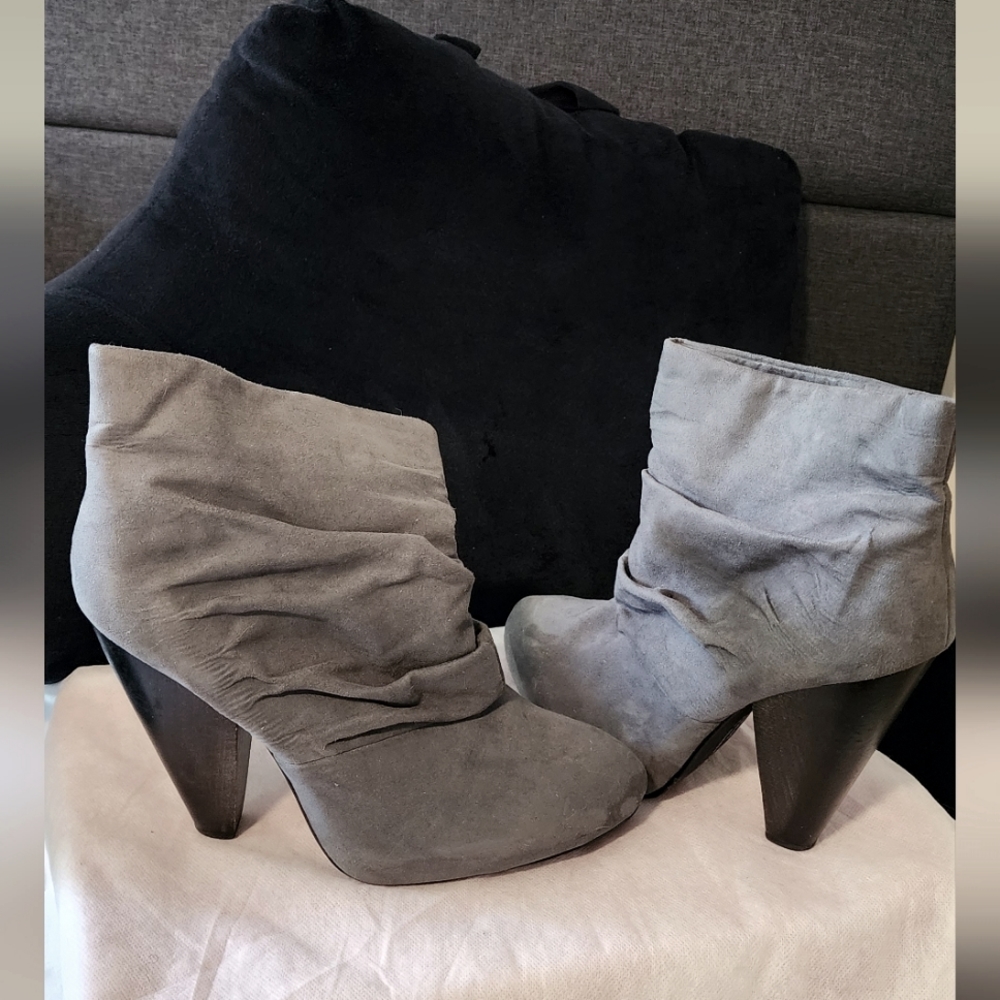Chinese Laundry Ankle Boots